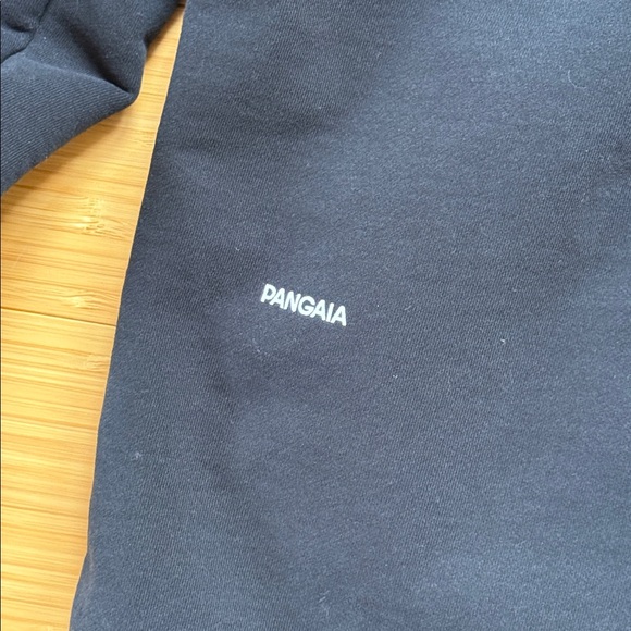Pangaia lightweight cotton hoodie in black, size medium - Picture 13 of 13